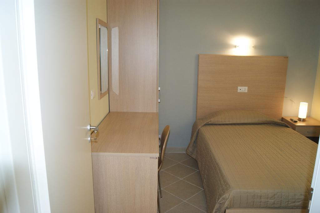 Guest House Golfo Xifonio Augusta Zewnętrze zdjęcie