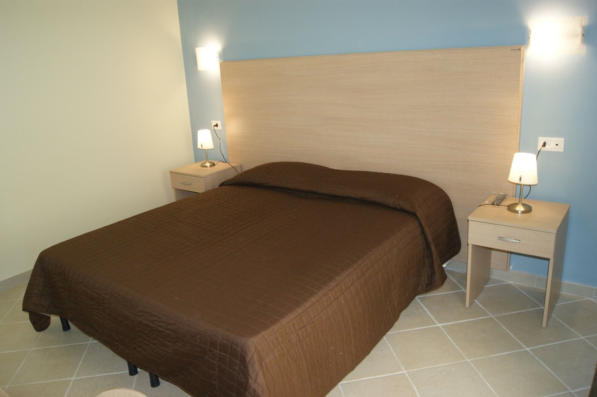 Guest House Golfo Xifonio Augusta Zewnętrze zdjęcie