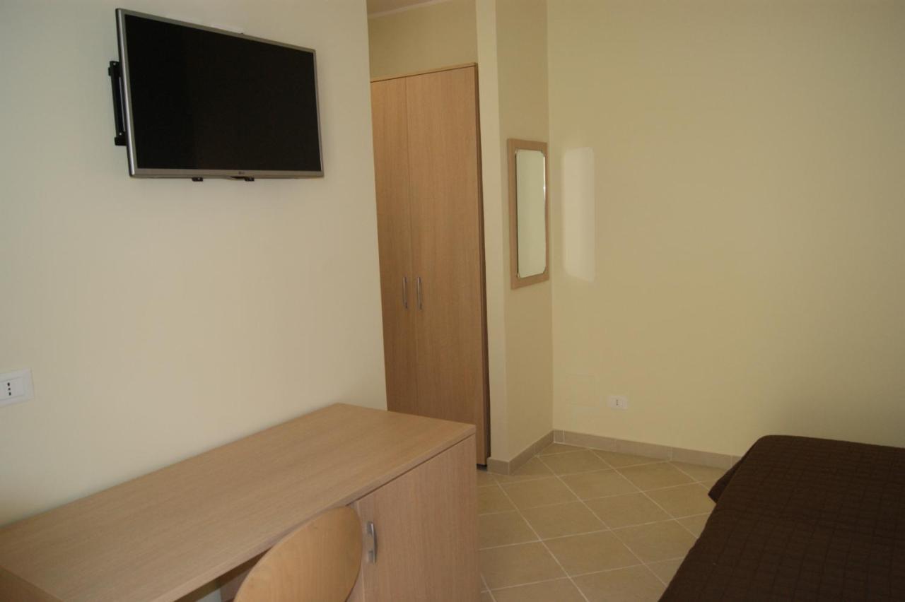 Guest House Golfo Xifonio Augusta Zewnętrze zdjęcie